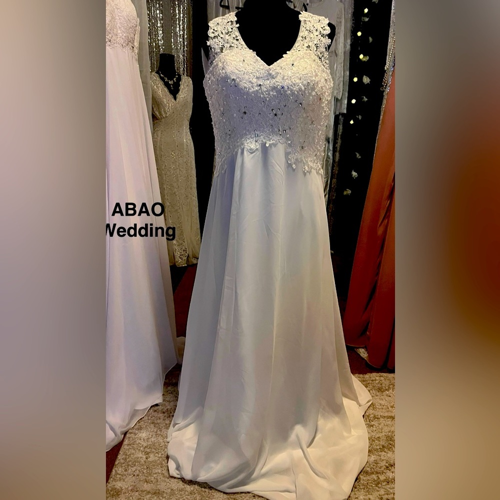 Brand new Abao beautiful wedding dress.